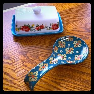 Pioneer Woman ladle & butter dish